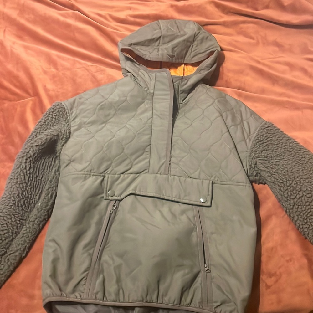 XS green women’s Stotic jacket